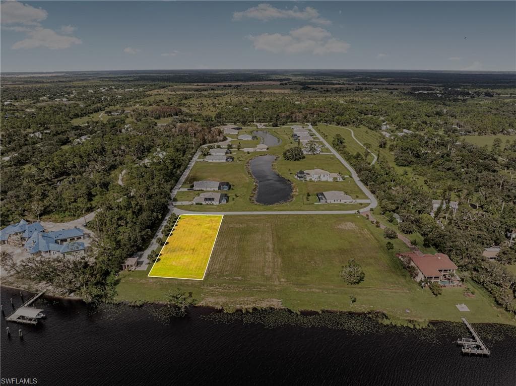 17109 Serengeti CIR, ALVA FL 33920-2