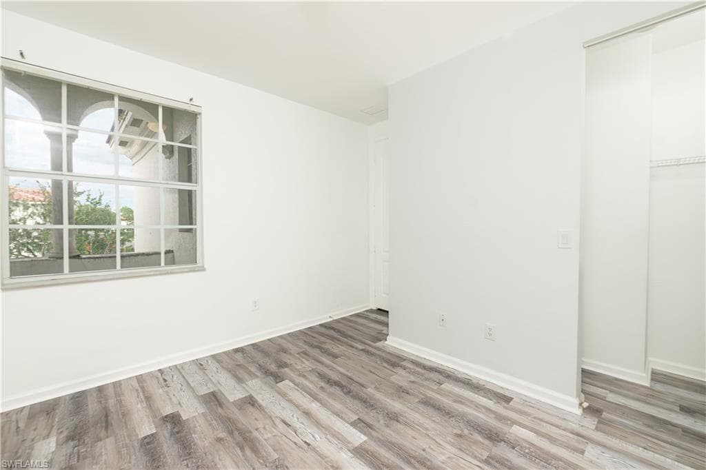 7020 Ambrosia LN # 1106, NAPLES FL 34119-8