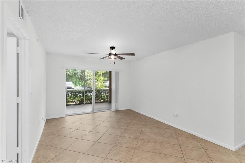 1810 Florida Club CIR # 1111, NAPLES FL 34112-22