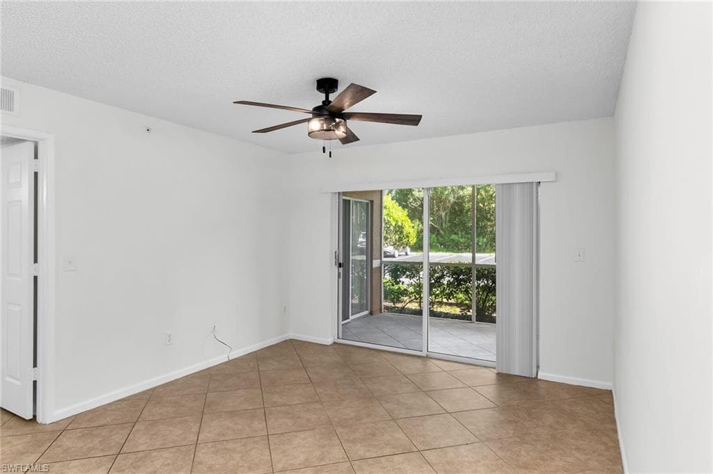 1810 Florida Club CIR # 1111, NAPLES FL 34112-10