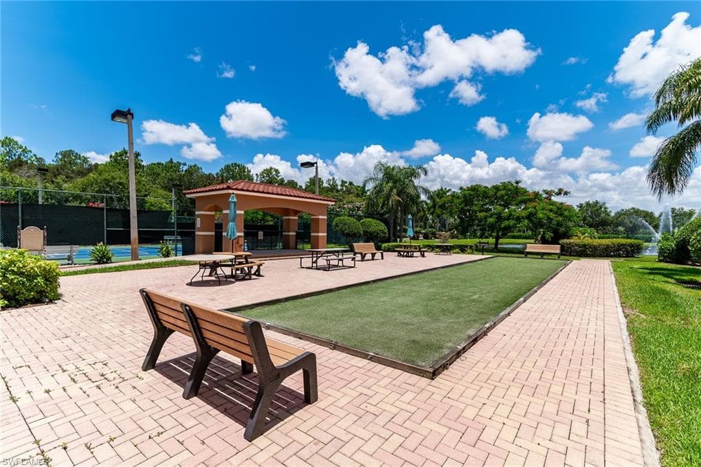 1810 Florida Club CIR # 1111, NAPLES FL 34112-30