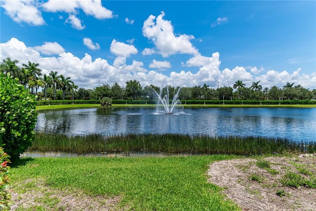 1810 Florida Club CIR # 1111, NAPLES FL 34112-28