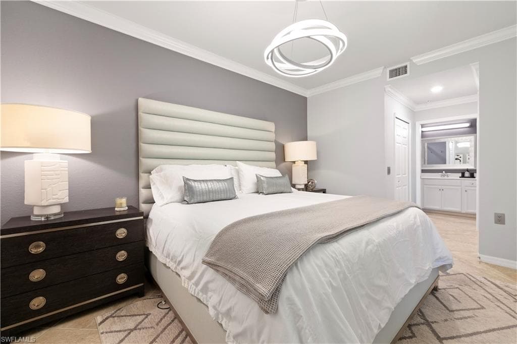 9572 Trevi CT # 5033, NAPLES FL 34113-12
