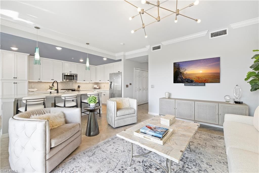9572 Trevi CT # 5033, NAPLES FL 34113-2