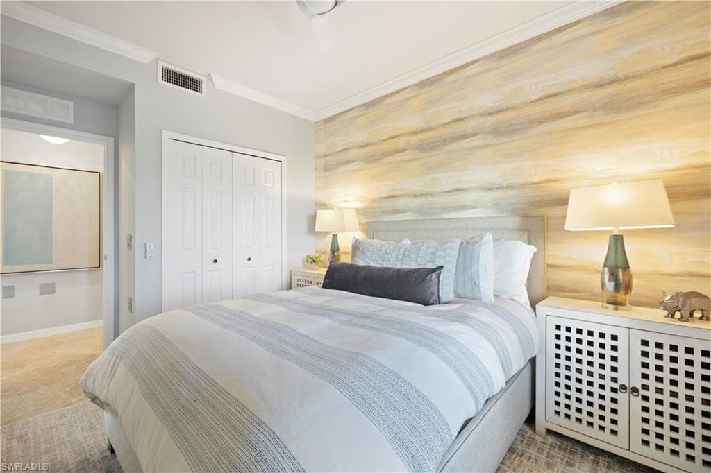 9572 Trevi CT # 5033, NAPLES FL 34113-9