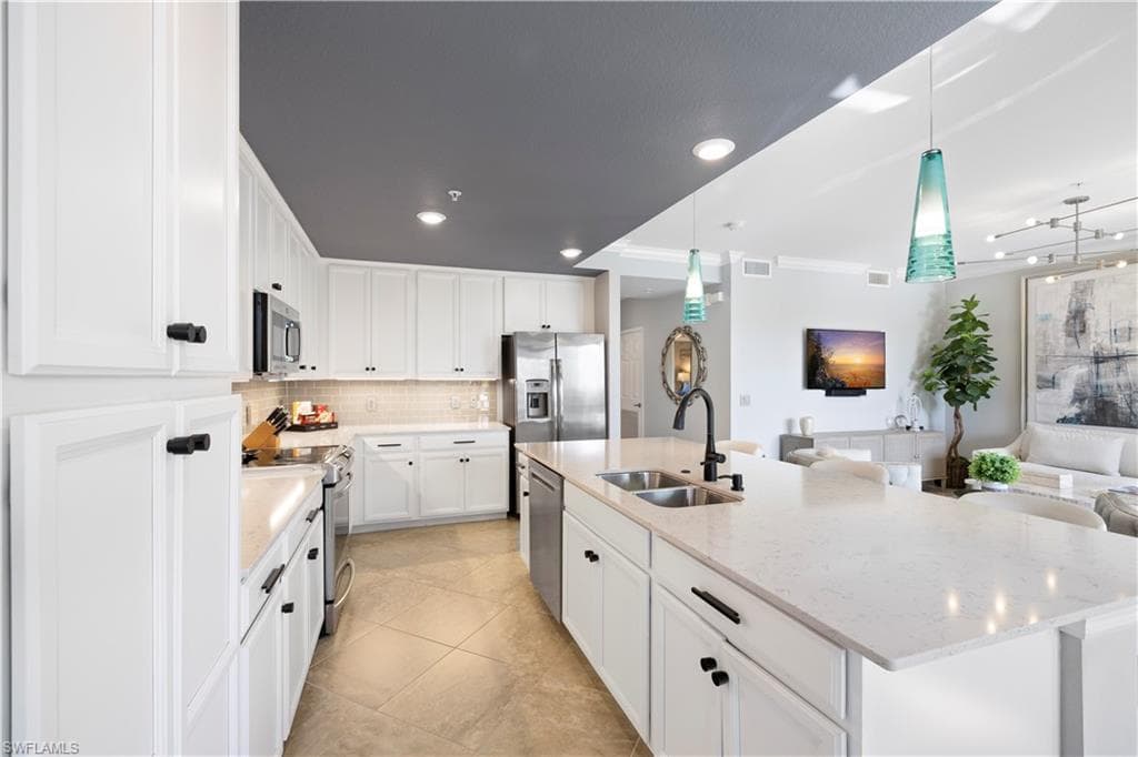 9572 Trevi CT # 5033, NAPLES FL 34113-7
