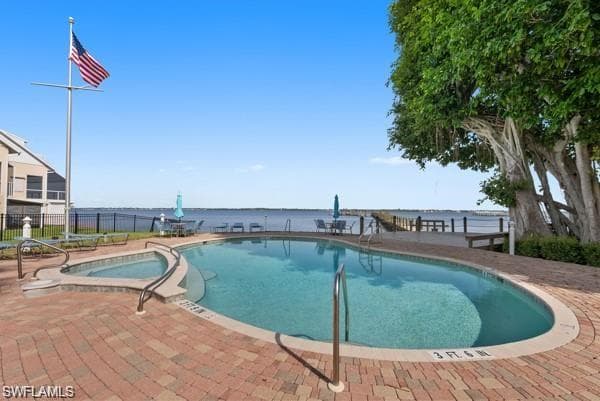 819 James ST, FORT MYERS FL 33916-12