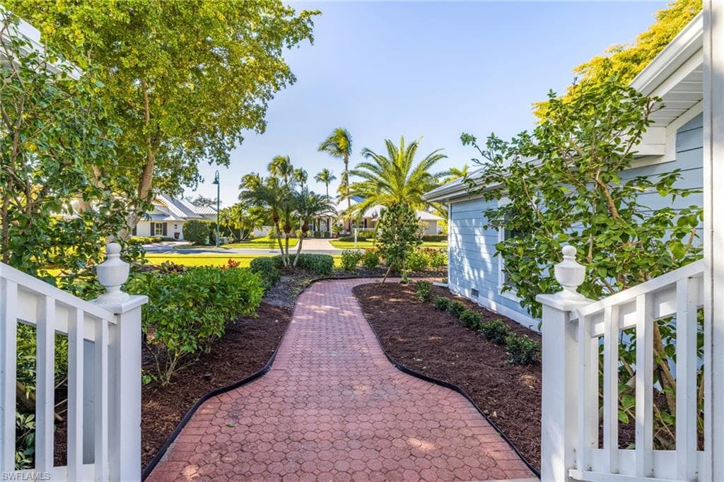 16111 Bentwood Palms DR-6
