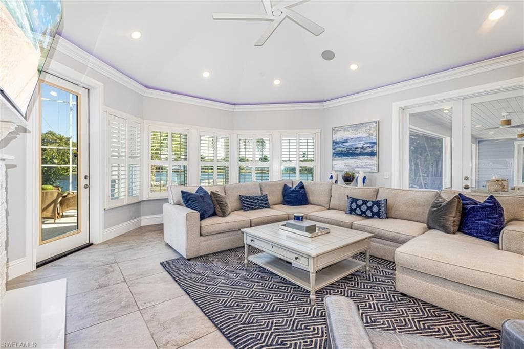 16111 Bentwood Palms DR-13