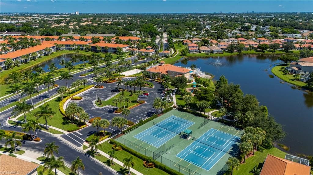 9009 Paseo De Valencia ST, FORT MYERS FL 33908-38
