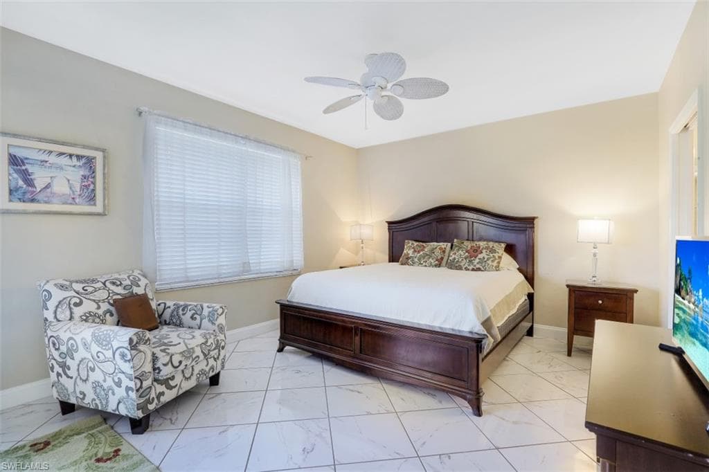 519 Roma CT 3-305-8