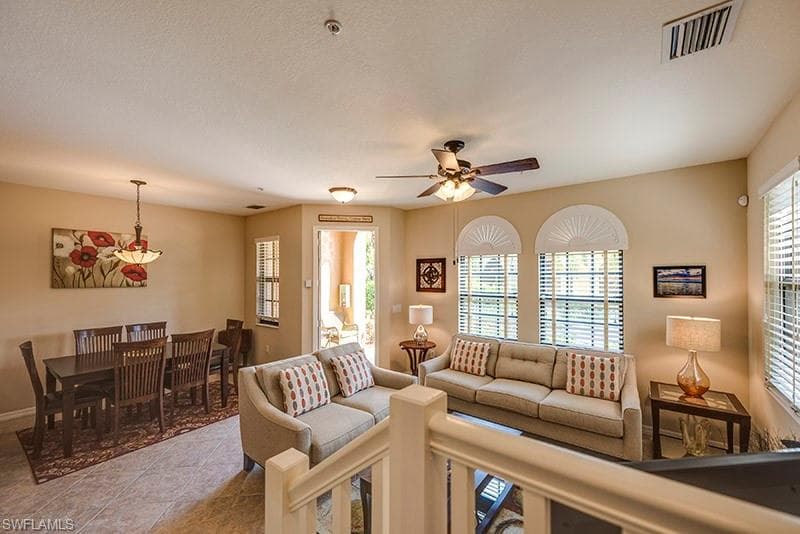 9040 Alturas ST # 5, NAPLES FL 34113-5
