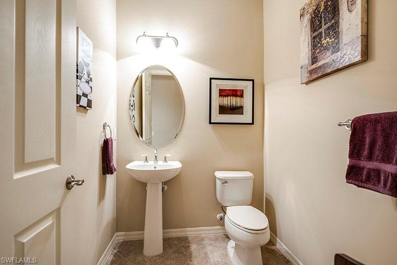 9040 Alturas ST # 5, NAPLES FL 34113-9