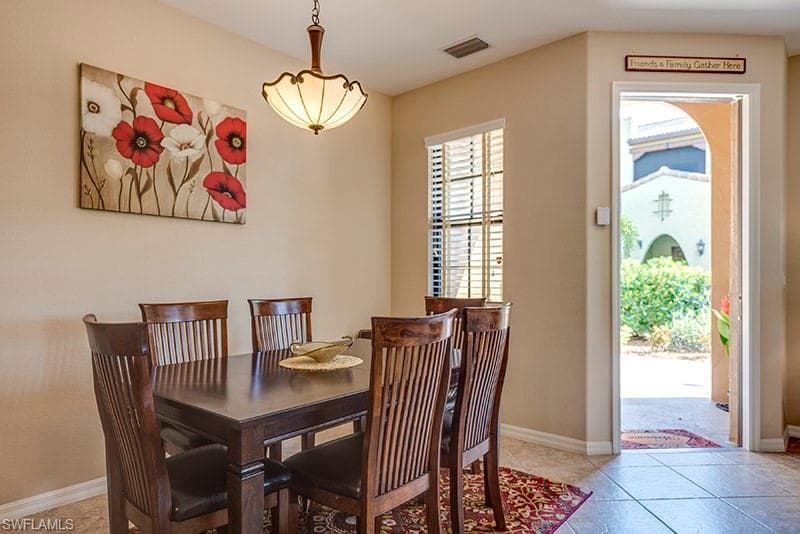 9040 Alturas ST # 5, NAPLES FL 34113-7