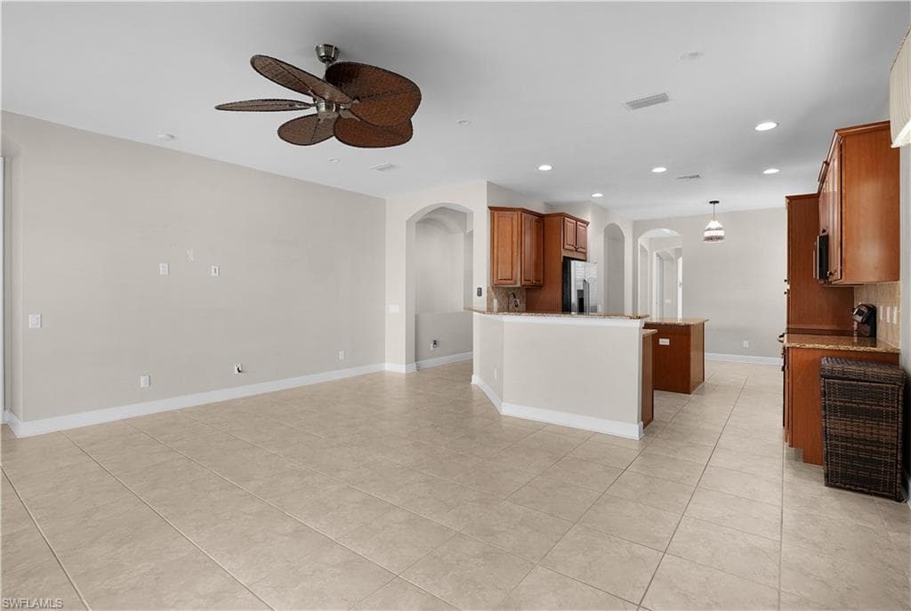 1465 Serrano CIR, NAPLES FL 34105-17