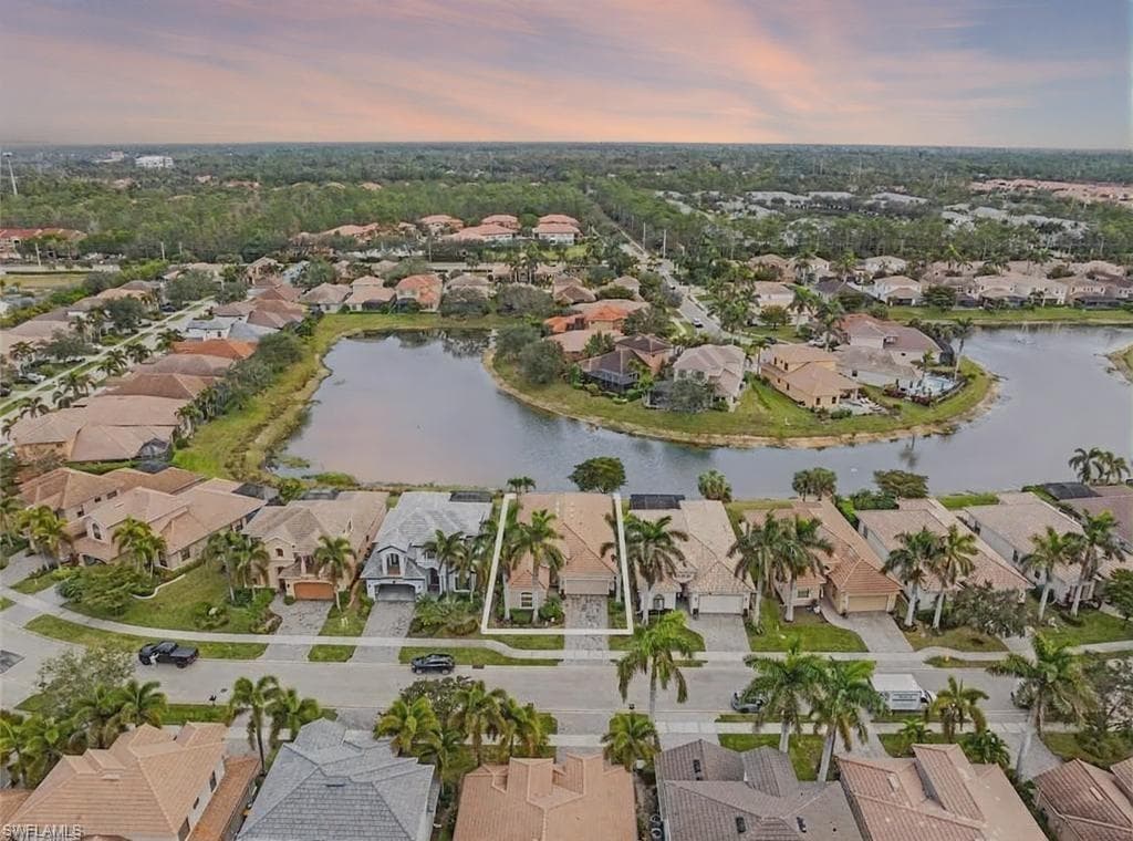 1465 Serrano CIR, NAPLES FL 34105-30