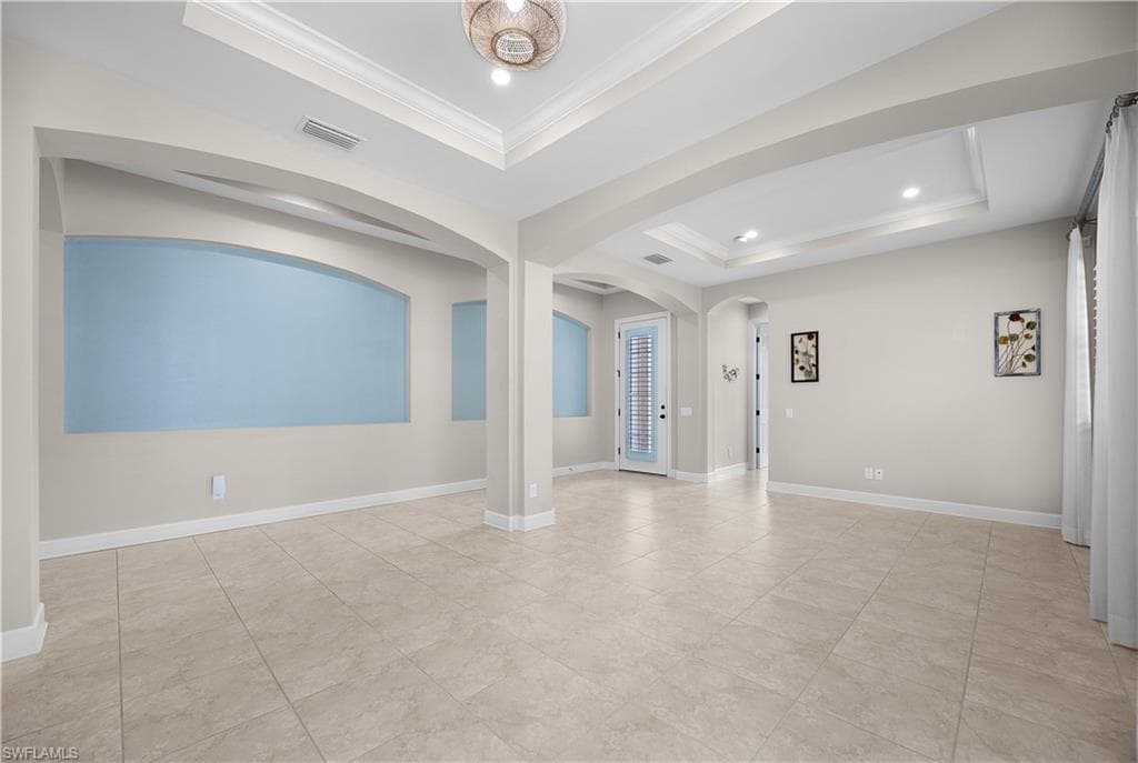 1465 Serrano CIR, NAPLES FL 34105-7