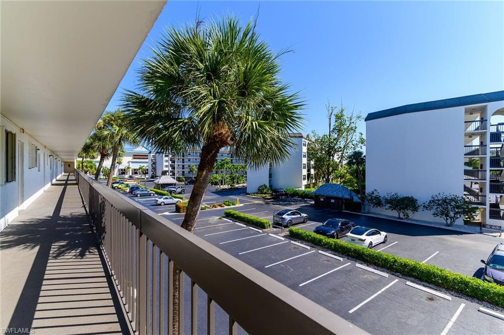 1012 Anglers CV # D303, MARCO ISLAND FL 34145-15