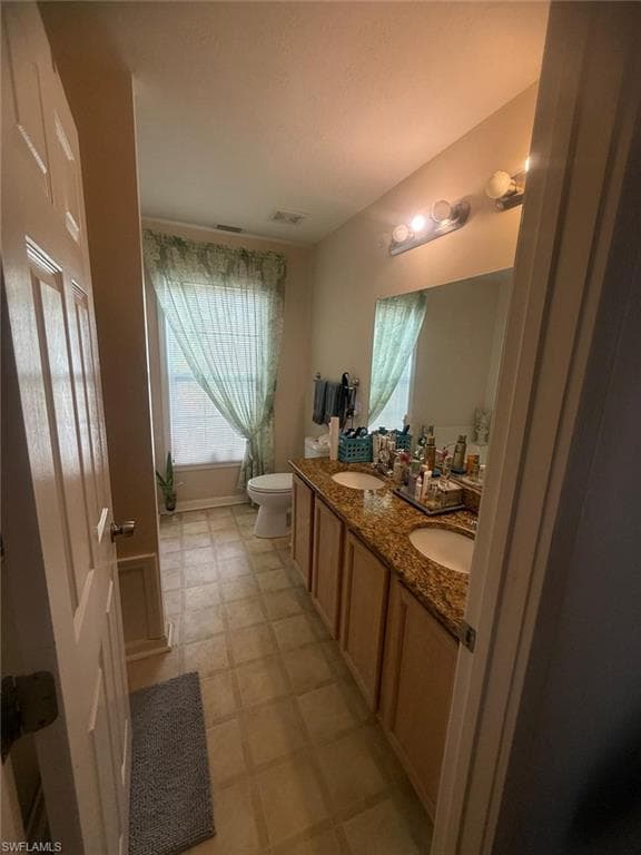 199 Leawood CIR, NAPLES FL 34104-14