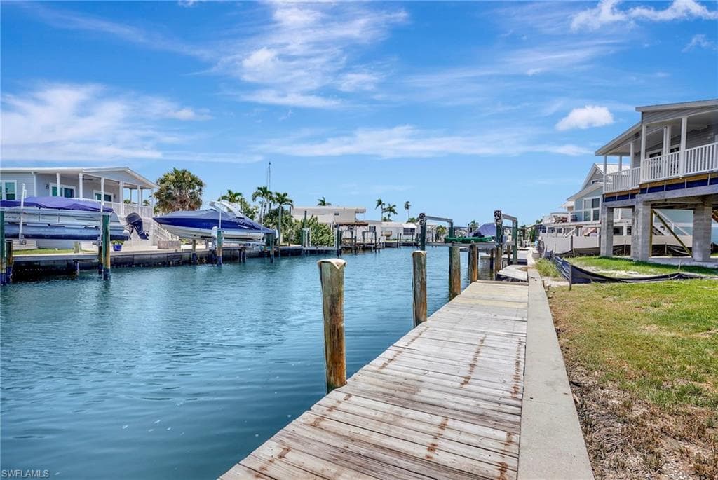 856 Oak ST, FORT MYERS BEACH FL 33931-16