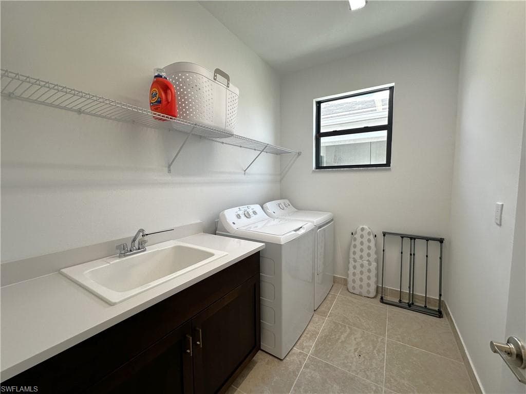 20293 Fair Oak LN, ESTERO FL 33928-31