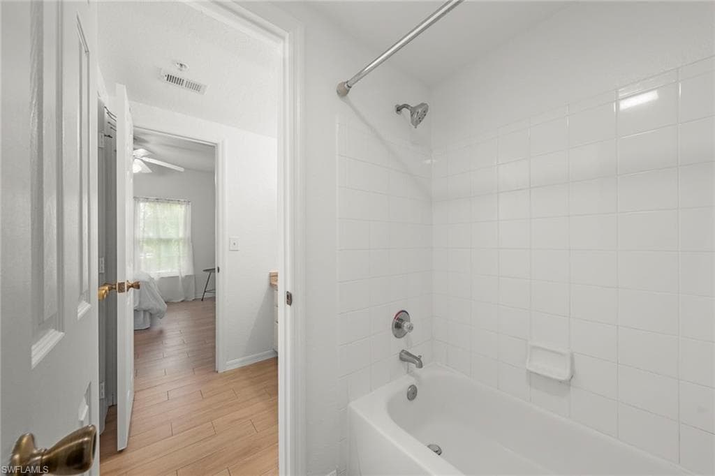 23500 Walden Center DR # 206, ESTERO FL 34134-26