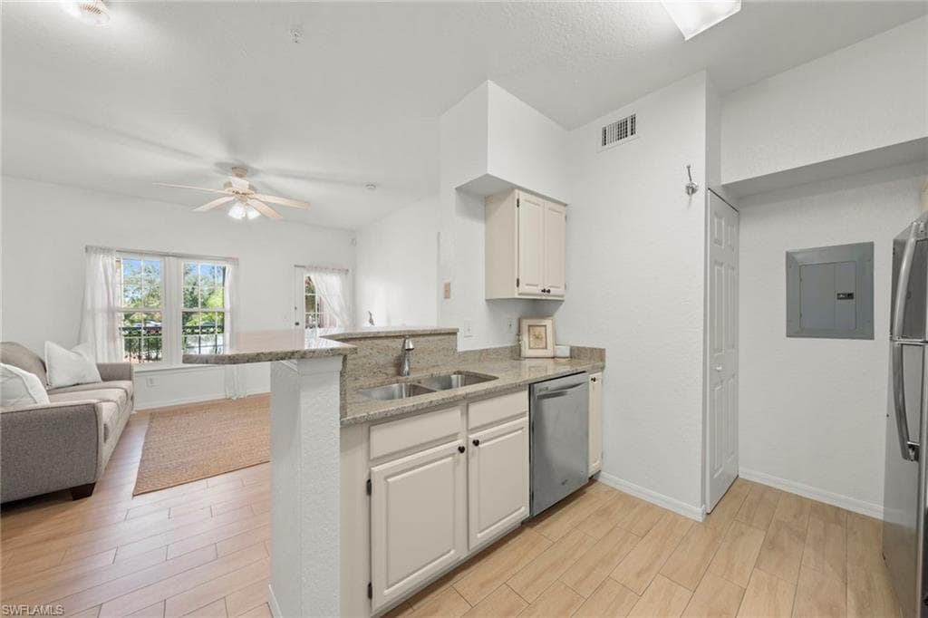 23500 Walden Center DR # 206, ESTERO FL 34134-12