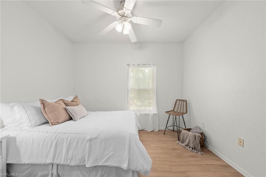 23500 Walden Center DR # 206, ESTERO FL 34134-27