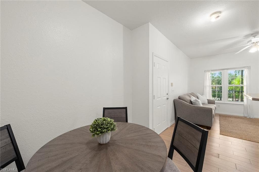 23500 Walden Center DR # 206, ESTERO FL 34134-19