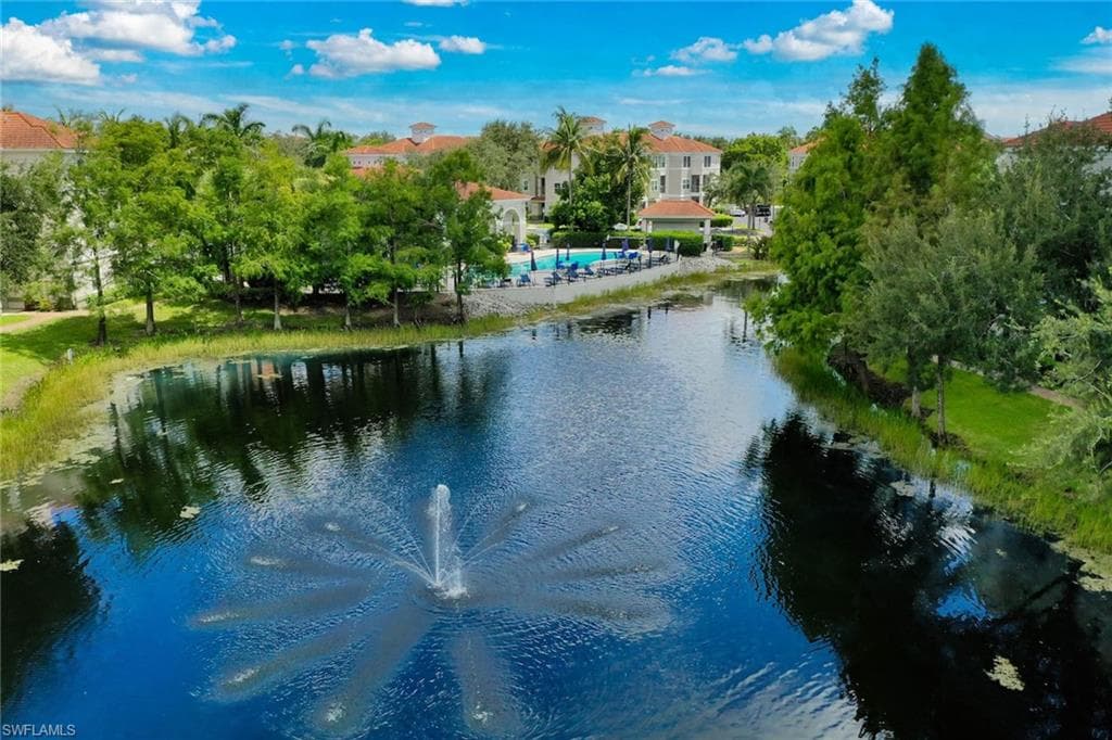 23500 Walden Center DR # 206, ESTERO FL 34134-39