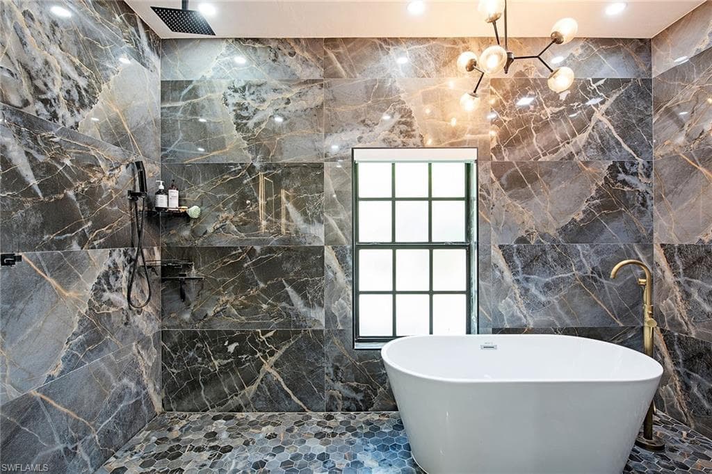 5960 Bur Oaks LN, NAPLES FL 34119-12