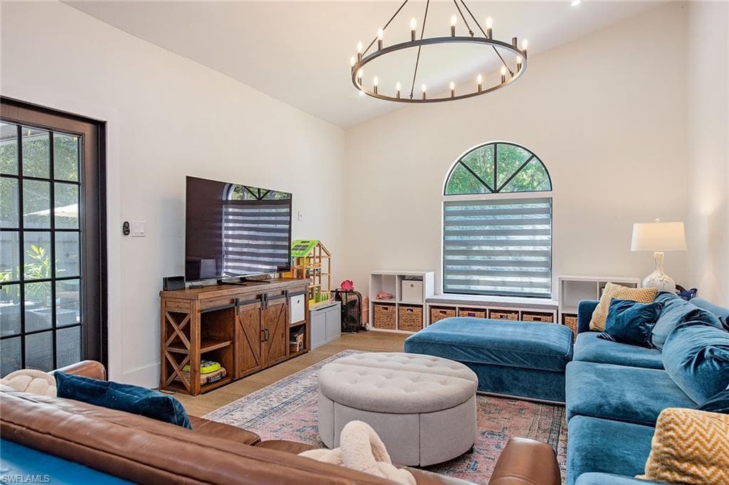 5960 Bur Oaks LN, NAPLES FL 34119-4