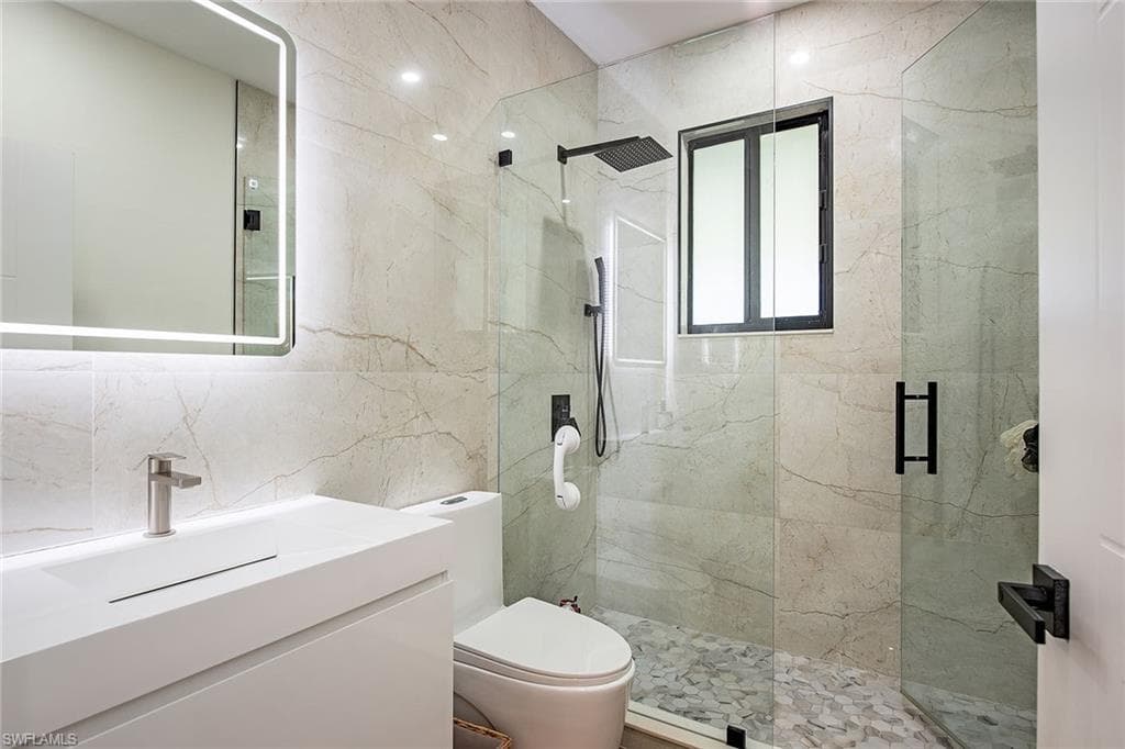 5960 Bur Oaks LN, NAPLES FL 34119-10