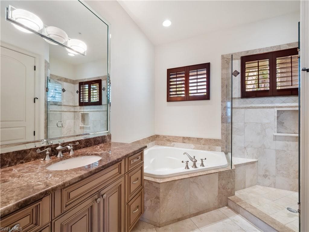 14761 Jonathan Harbour DR, FORT MYERS FL 33908-25