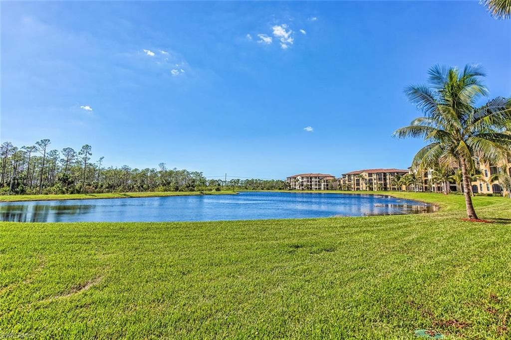 9719 Acqua CT # 228, NAPLES FL 34113-20