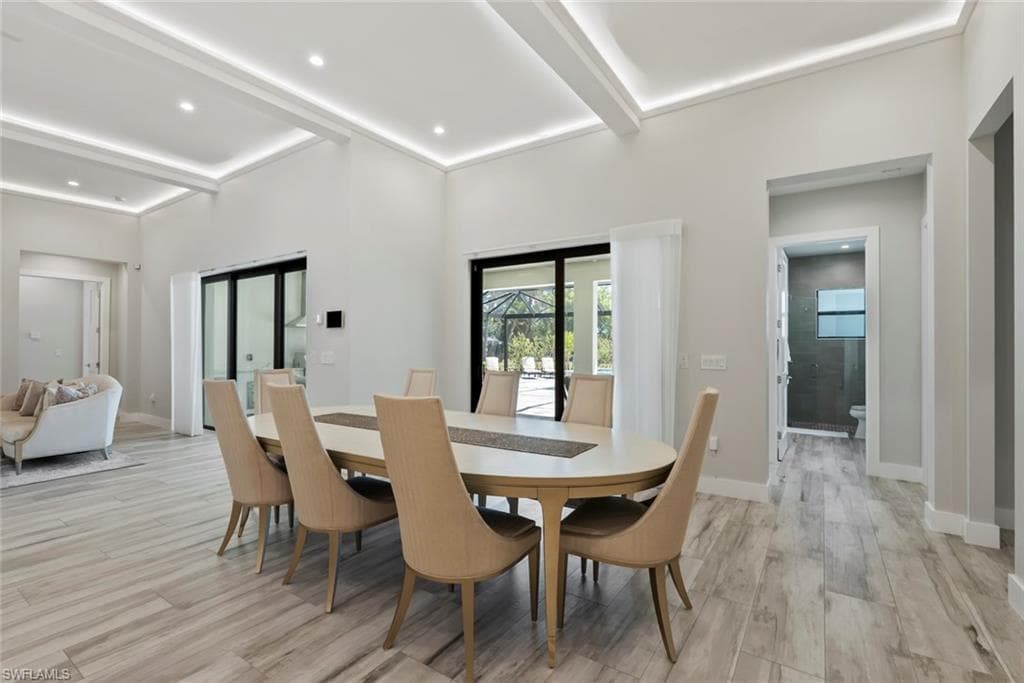 9974 Winterview DR, NAPLES FL 34109-22