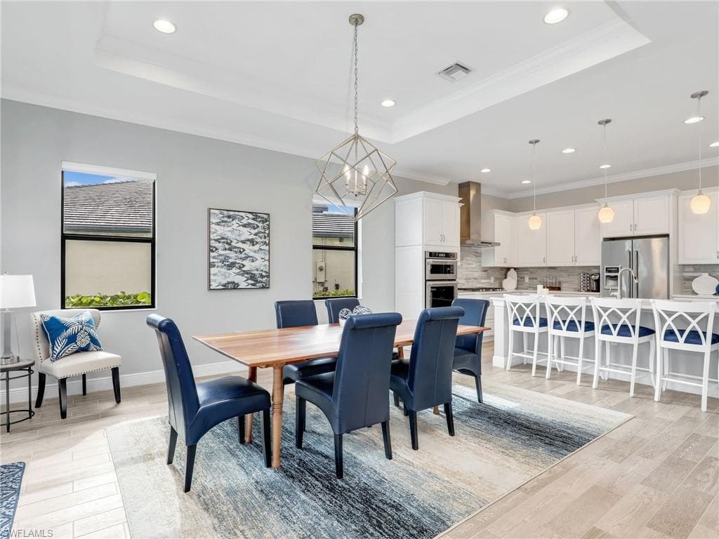 2079 Antigua LN N, NAPLES FL 34120-23