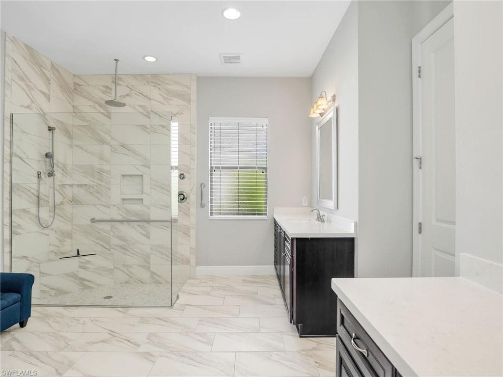 2079 Antigua LN N, NAPLES FL 34120-34