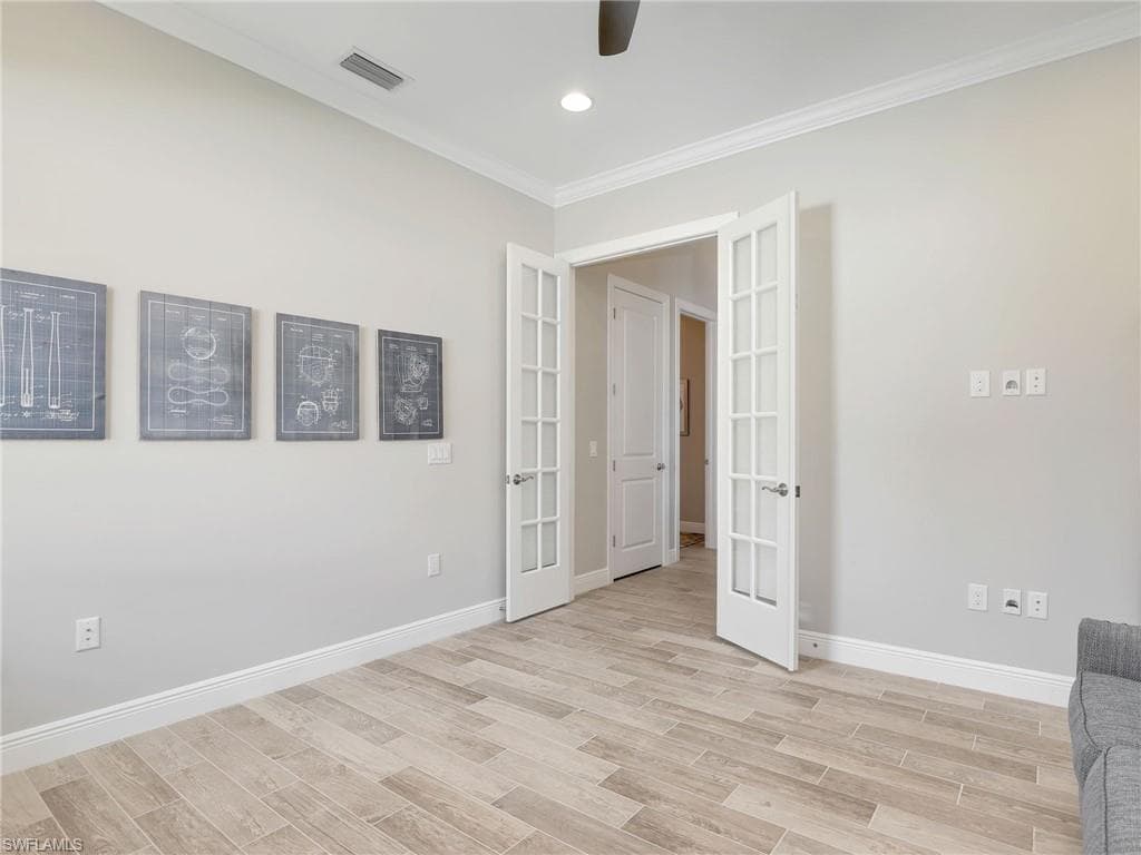 2079 Antigua LN N, NAPLES FL 34120-28