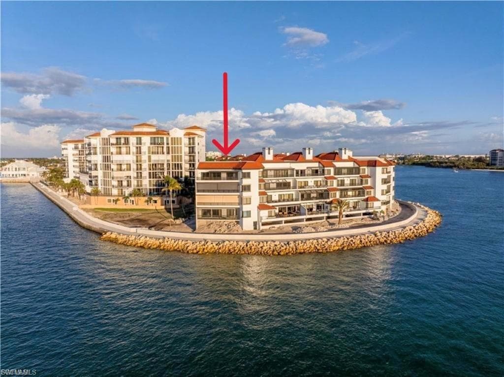 645 La Peninsula BLVD # 645, NAPLES FL 34113-1