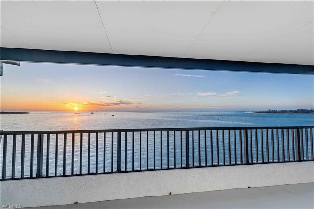 645 La Peninsula BLVD # 645, NAPLES FL 34113-10