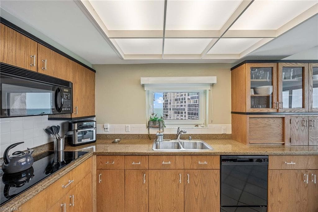 4031 Gulf Shore BLVD N # 10C, NAPLES FL 34103-21