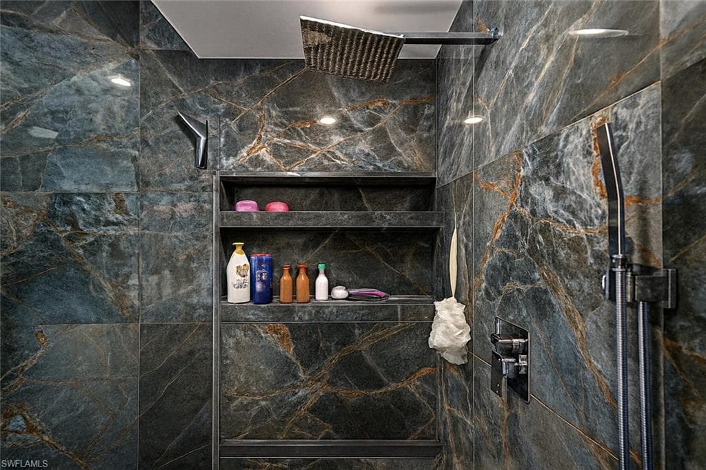 1320 Henley ST # 2003, NAPLES FL 34105-18