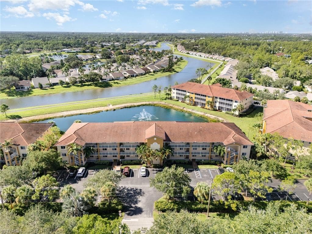 10020 Maddox LN # 210, BONITA SPRINGS FL 34135-15