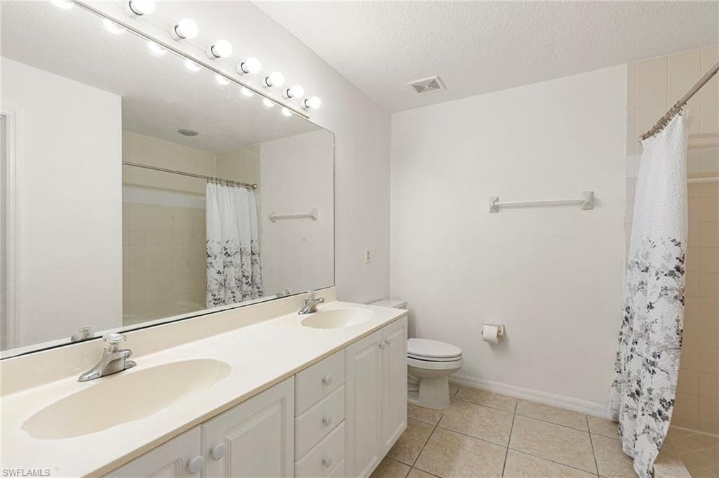 12340 Notting Hill LN # 23, BONITA SPRINGS FL 34135-16