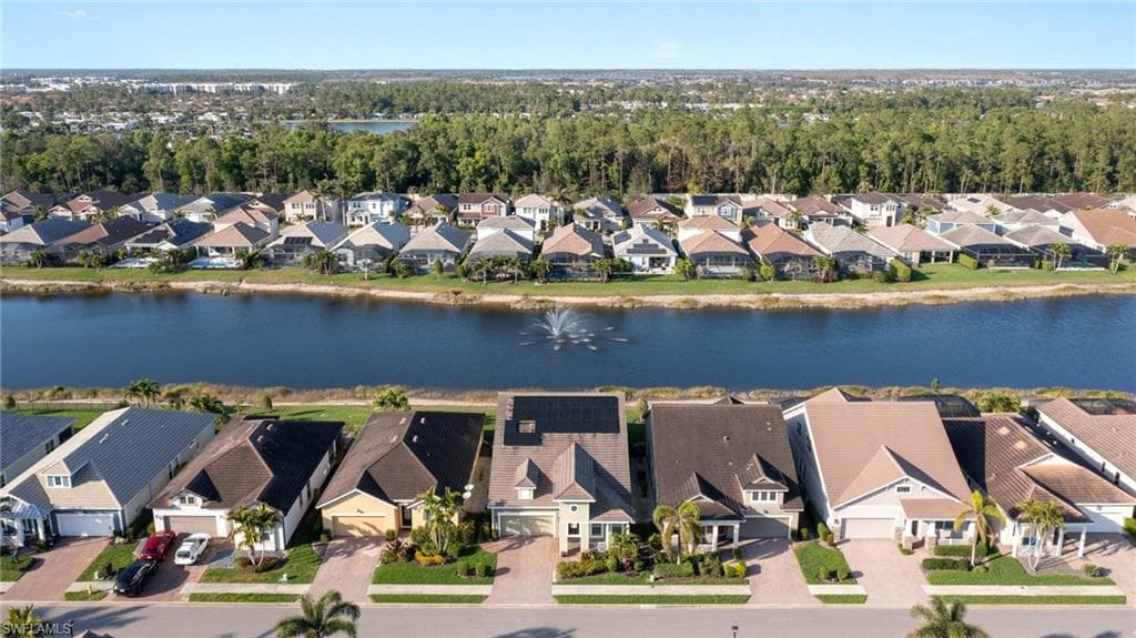3275 Pilot CIR, NAPLES FL 34120-33