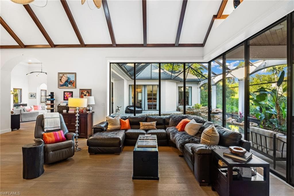 2755 Lantern LN, NAPLES FL 34102-5