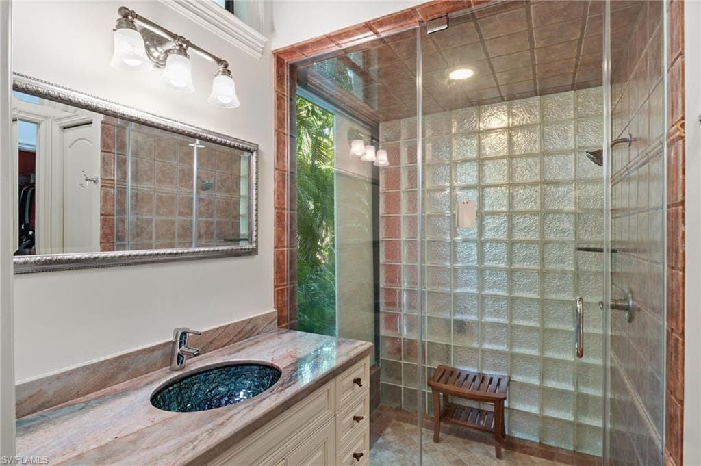 2755 Lantern LN, NAPLES FL 34102-13