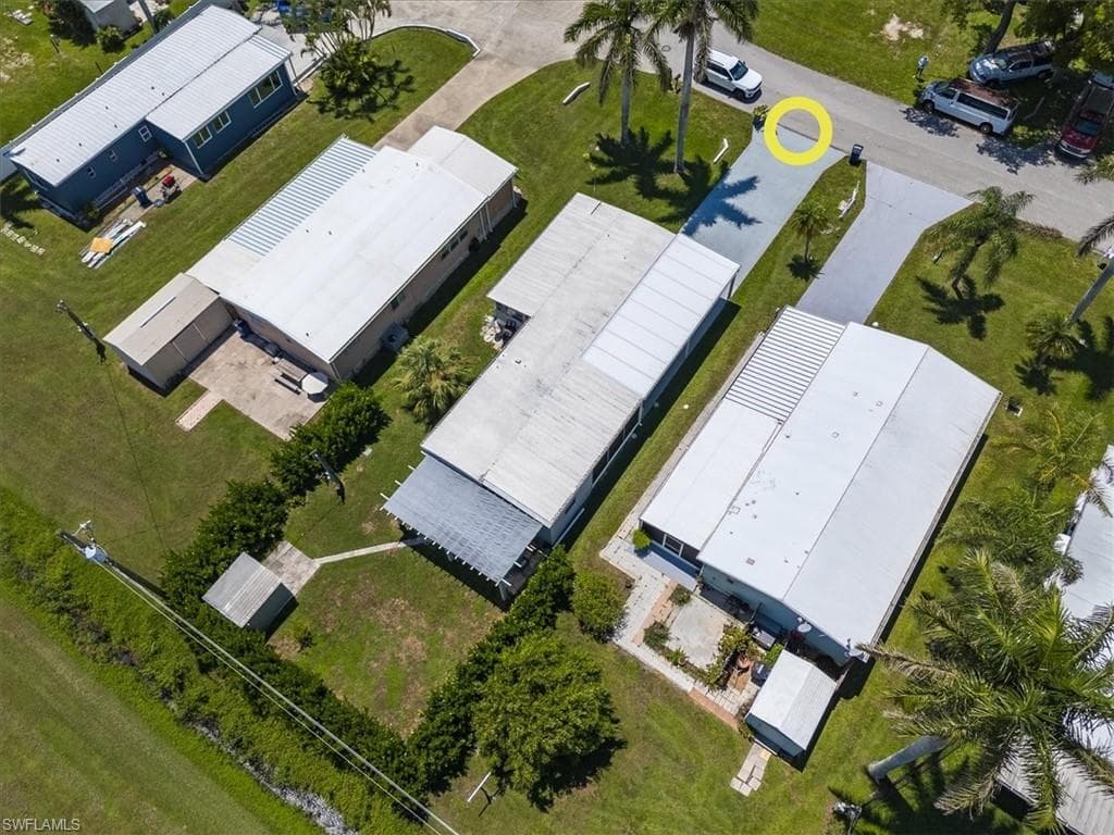 16241 Siesta DR, FORT MYERS FL 33908-21