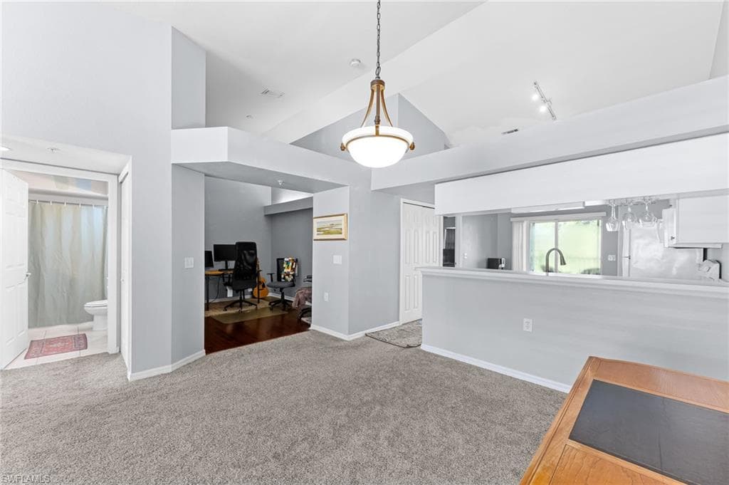 4935 Sandra Bay DR # 204, NAPLES FL 34109-8